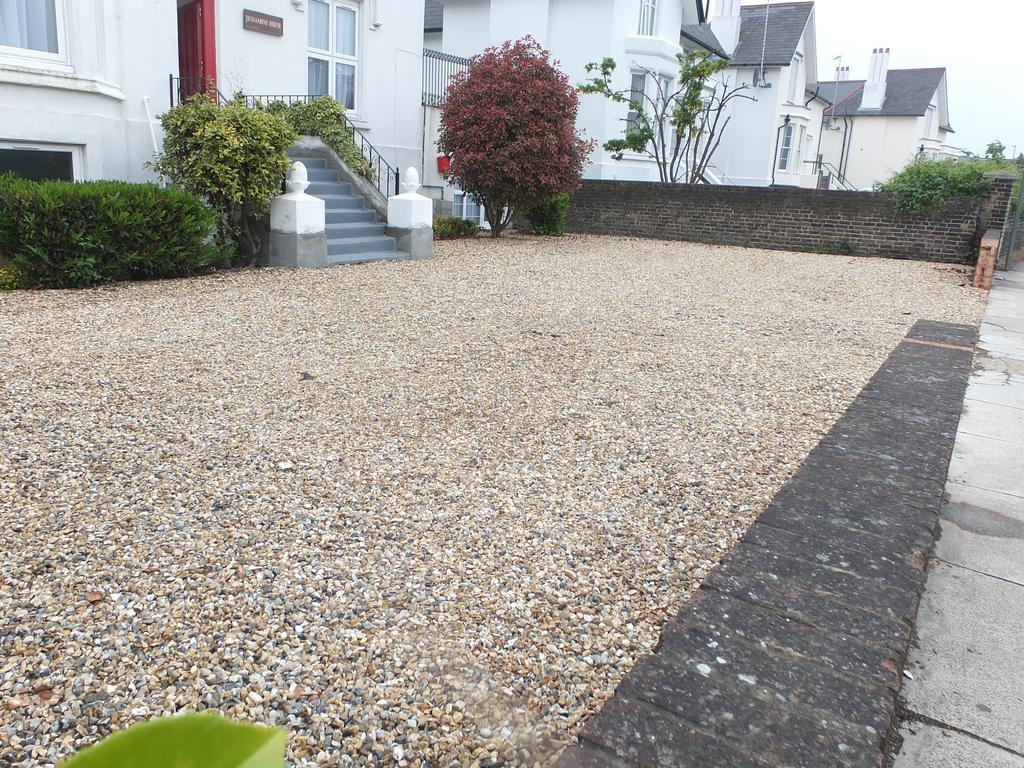 Jessamine House Hotel Gravesend Exteriör bild